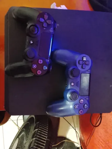 PS4 SLIM USADO - 500 GB