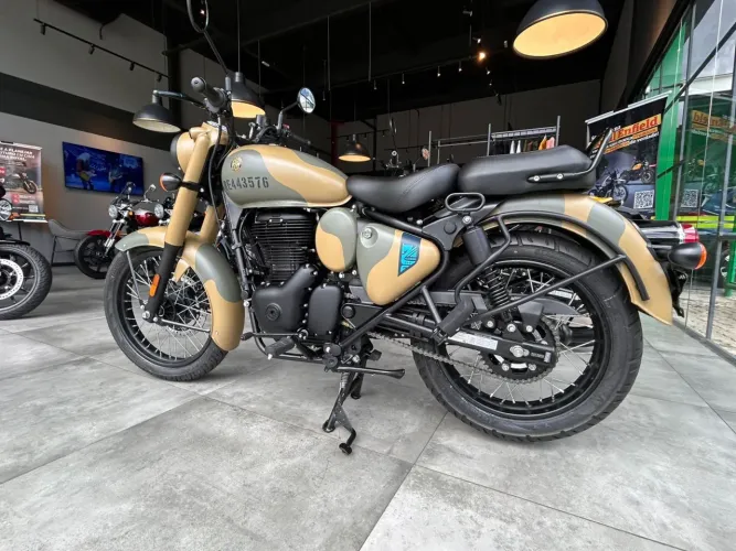 Classic 350 Command Sand 25/26 - 0km