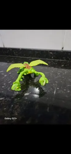 Arroto e Bafo como treinar o seu Dragão - mc donald's