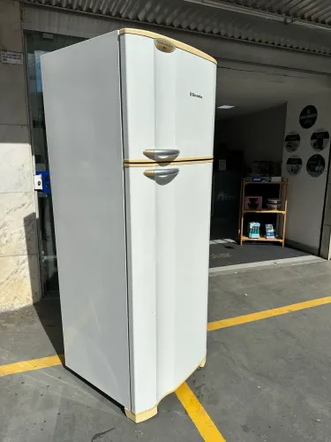 Refrigerador Electrolux