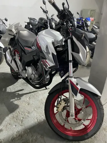 Honda Twister 250 2021 ( shalom veículos )
