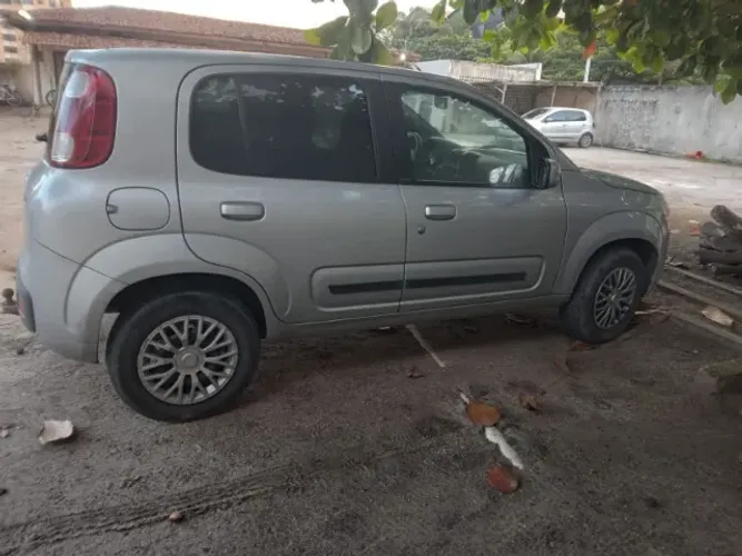 Fiat Uno Vivace/rua 1.0 EVO Fire Flex 8V 5P 2012