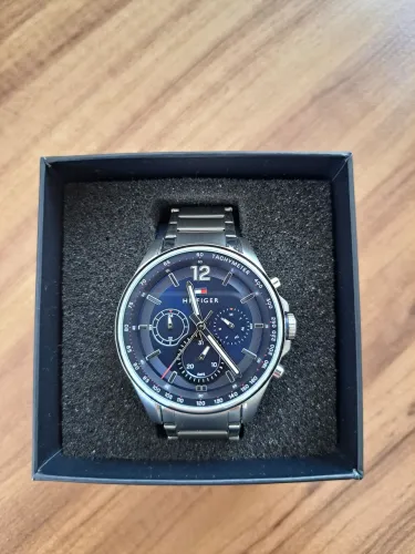 Relógio Tommy Hilfiger Original - Comprado na Vivara (Pouco uso)