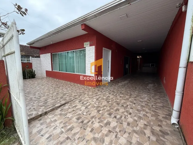 Casa próximo ao mar, monções