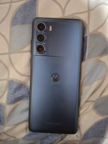 Motorola G200