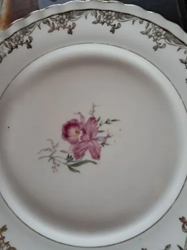 Prato avulso de porcelana 