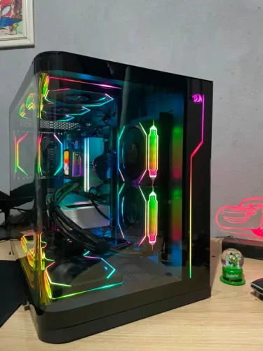 PC Gamer Ryzen 7 5700x / RTX 3060 Vision 12GB / B550m Asus Prime / Water Cooler Mystique