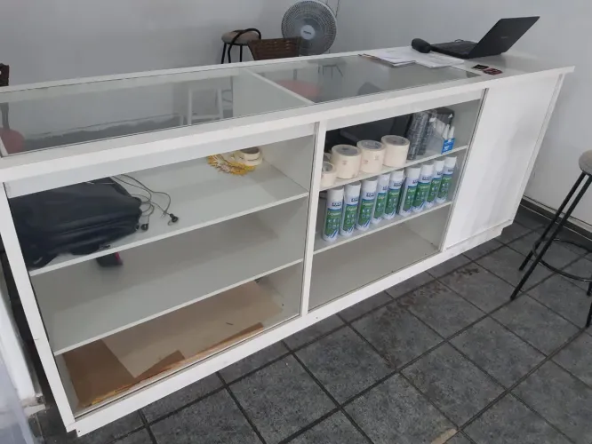 Balcão MDF para comércio 