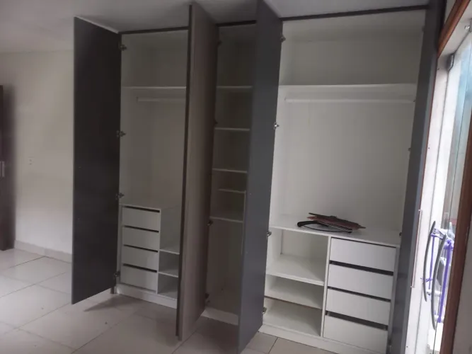Guarda-roupa 5 portas 2.5 de altura