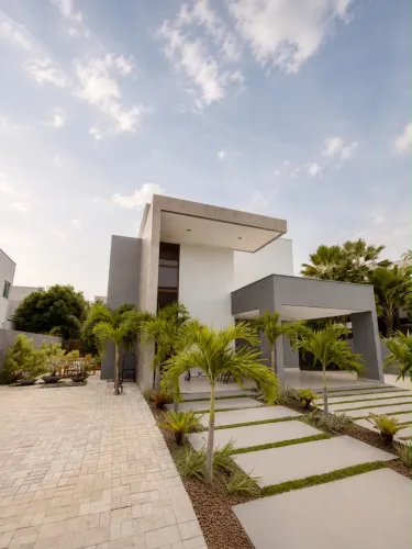 Casa condomínio Alamoana