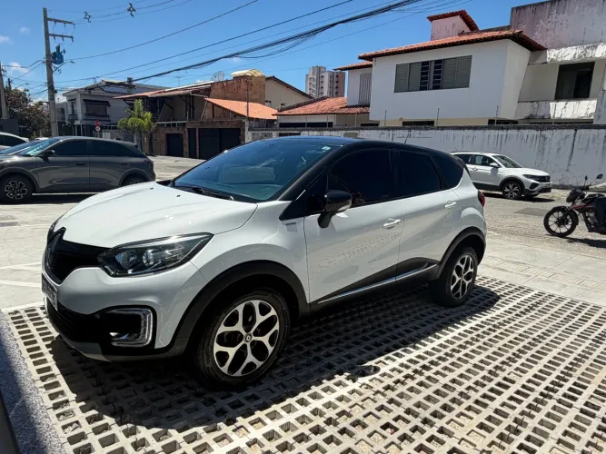 Renault Captur Intense Bose 1.6 16V Flex 5P AUT 2021