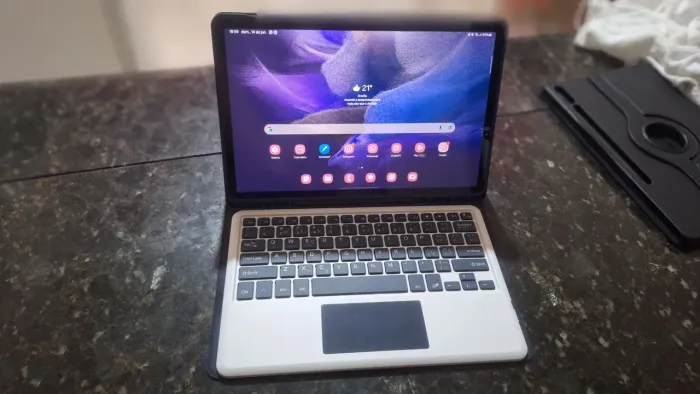 Samsung Galaxy Tab S7 FE 128GB + S Pen + Teclado + 2 Capas