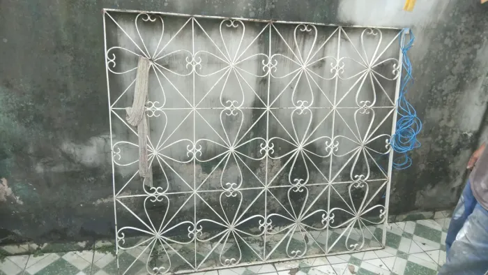 Vendo - 161x135 Contato: *