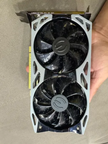 Placa de vídeo GTX 1660 super