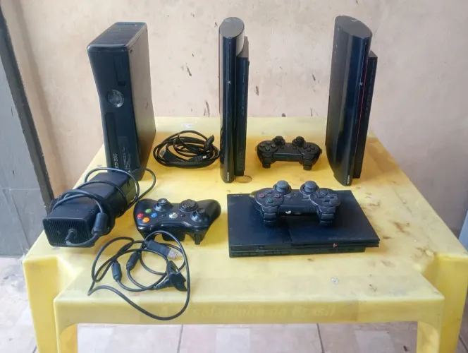 Consoles para retirar peças