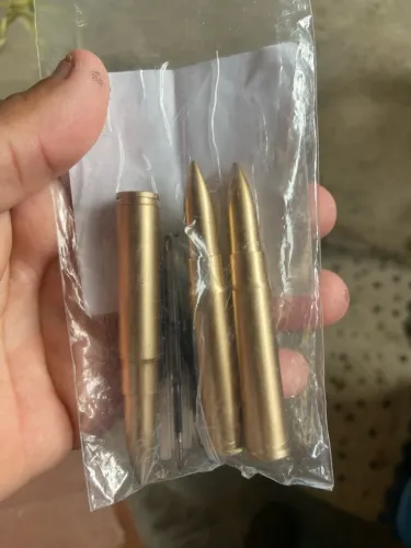 Caneta em formato de munição 
