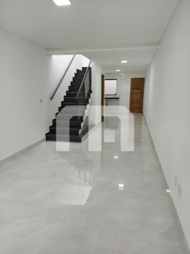 Sobrado novo na Vila Granada