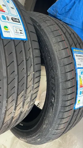 Pneu aro 17 225/50/17