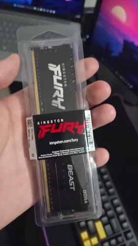 (Lacrada) Memória DDR4 8GB 3200MHz CL16 Kingston Fury Beast Preta