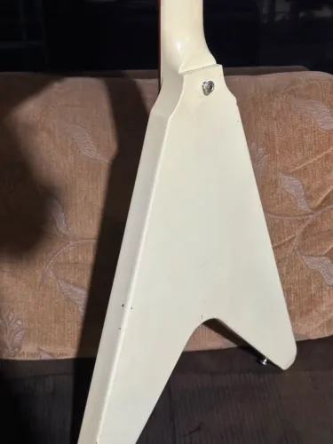 Gibson flying V melody maker