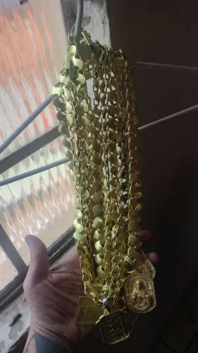 Jóia Corrente Moeda Antiga Semelhante A Ouro