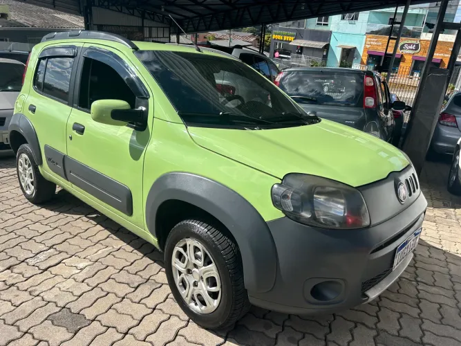 Fiat Uno WAY Celeb. 1.0 EVO Fire Flex 8V 5P 2014