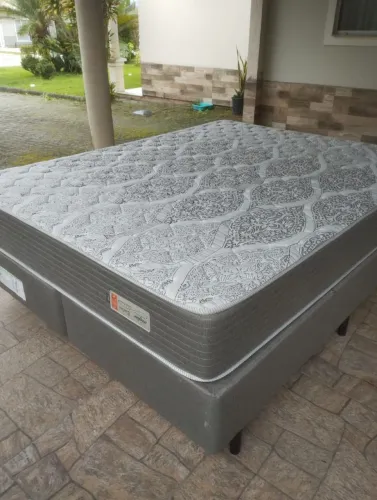 Cama box e colchão Espuma D45
