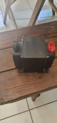 Transformador bivolt 2400 VA