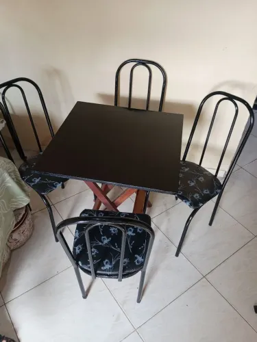 mesa faço entrega imediata e aceita cartão