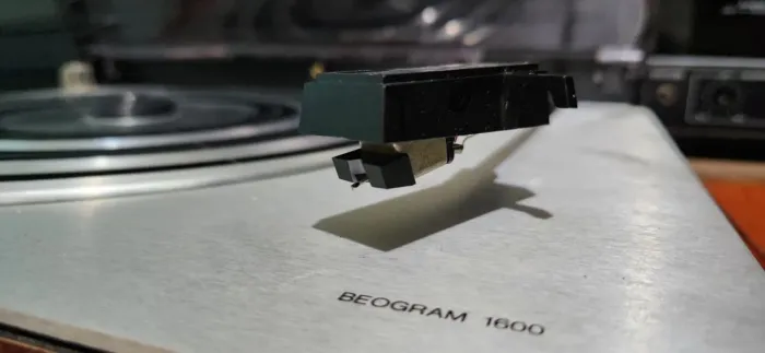 Beogram 1600