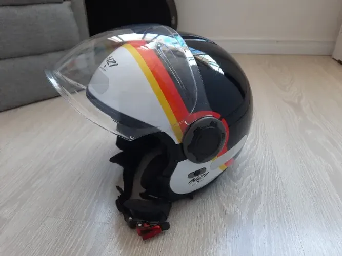 Capacete para motociclista
