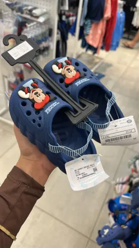 Papete mickey tamanho 25