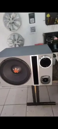Caixa de som trio de 15 polegadas uma corneta jbl um super Twitter da jbl um processador