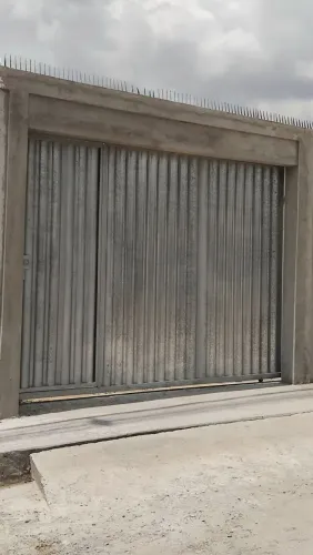 Portão de Garagem Novo 3x2.10m