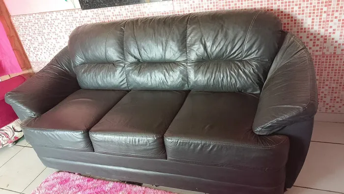 Sofá de Couro