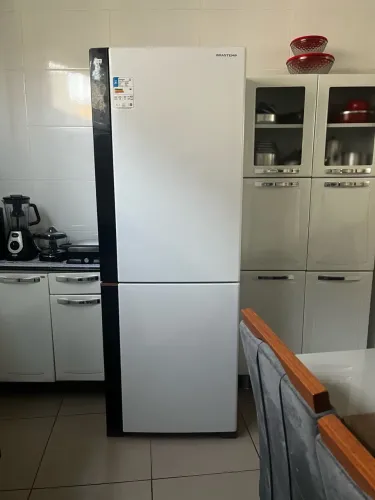 Geladeira inverse Brastemp nova um mês de uso na garantia com nota fiscal