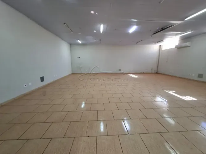 Galpão de 277m² com 03 lavabos para locação - Parque dos Bandeirantes