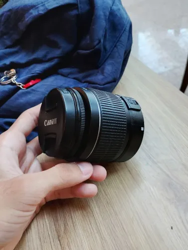 Troco Canon 18-55mm por 50mm f/1.8