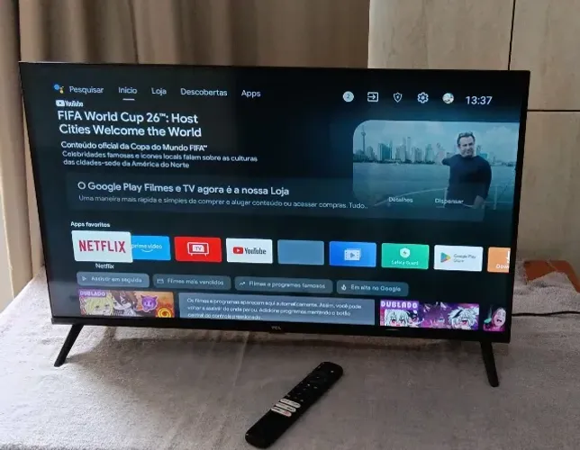Smart Tcl 32 com comando de voz