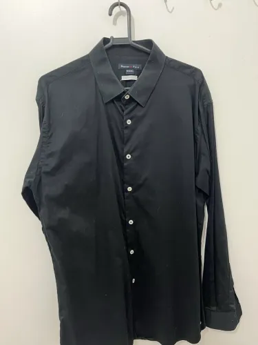 CAMISA MASCULINA RENNER (G) RETIRADA EM VALPARAÍSO
