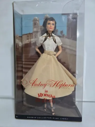 Boneca Barbie collector Audrey Hepburn