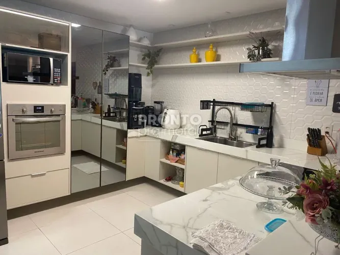 Apartamento com 4 quartos em Alpes Suiços