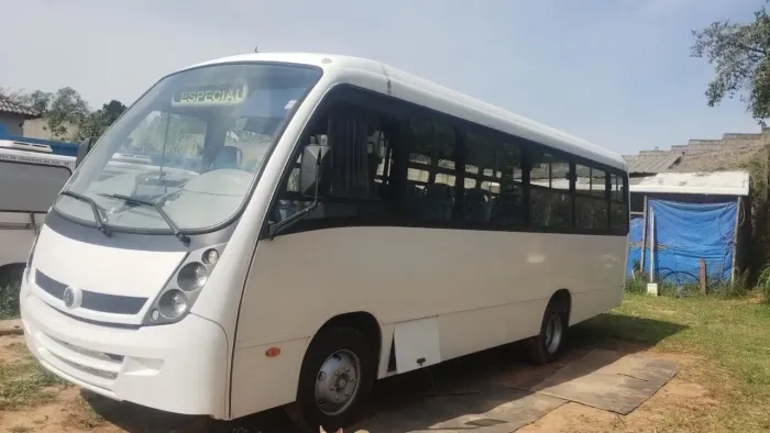 micro ônibus 2006 32 lugares