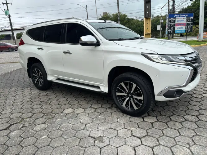 Mitsubishi Pajero Sport HPE 2.4 4X4 Diesel Aut. 2020
