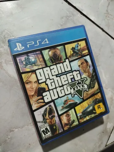 Vendo GTA V Jogos/ PS4