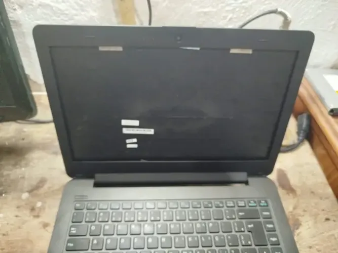 Vendo esse NoteBook Login