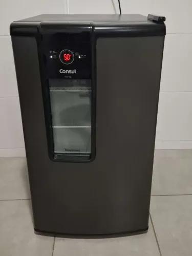 Cervejeira Consul 82L 110v Titanium
