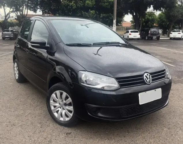 Volkswagen Fox 1.6 MI Total Flex 8V 5P 2013