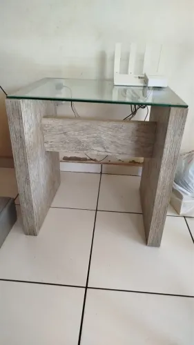 Conjunto de mesa lateral e mesa de centro