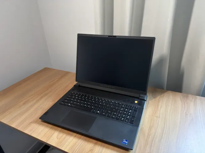 ALIENWARE M18 R2 ? RTX 4080 | 64GB RAM | SSD 3TB